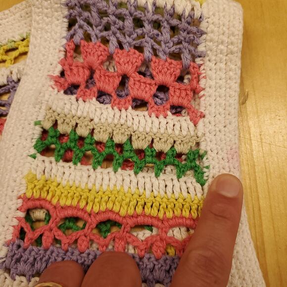 VTG Koret Francisca Petites Crocheted Vest Granny Chic Colorful Stripes Rainbow - Picture 7 of 11